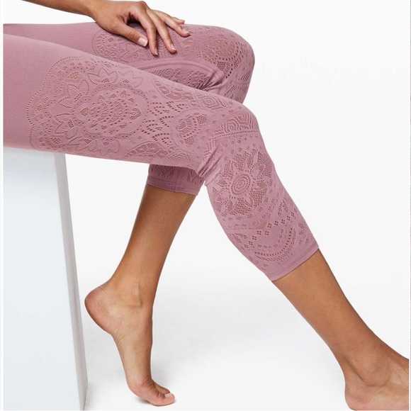 Lululemon mauve pink zen expression reveal crop legging - Picture 10 of 14